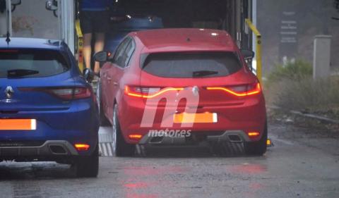 Mulet de Mégane 4 R.S. rouge