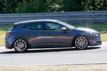 Mulet de Mégane 4 R.S. sur le Nürburgring virage profil