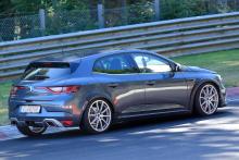 Mulet de Mégane 4 R.S. sur le Nürburgring virage 3/4 arrière 4 Control