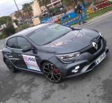 Mégane 4 R.S. au rallye du Var vue plongeante